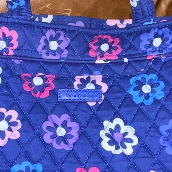 NWOT Vera Bradley Retired Ellie Flowers Tote - Blue with Pink & Purple Floral - Picture 4 of 7
